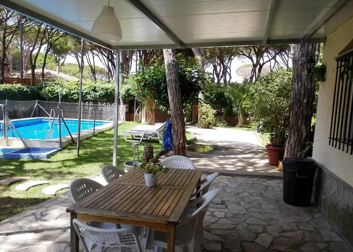 Chalet Con Piscina Rana Verde